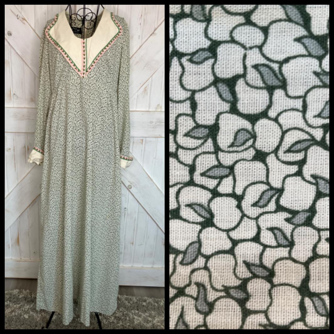 70's Vintage Gunne Sax Black Label Green Apples Novelty Print Prairie Renaissance Maxi Dress