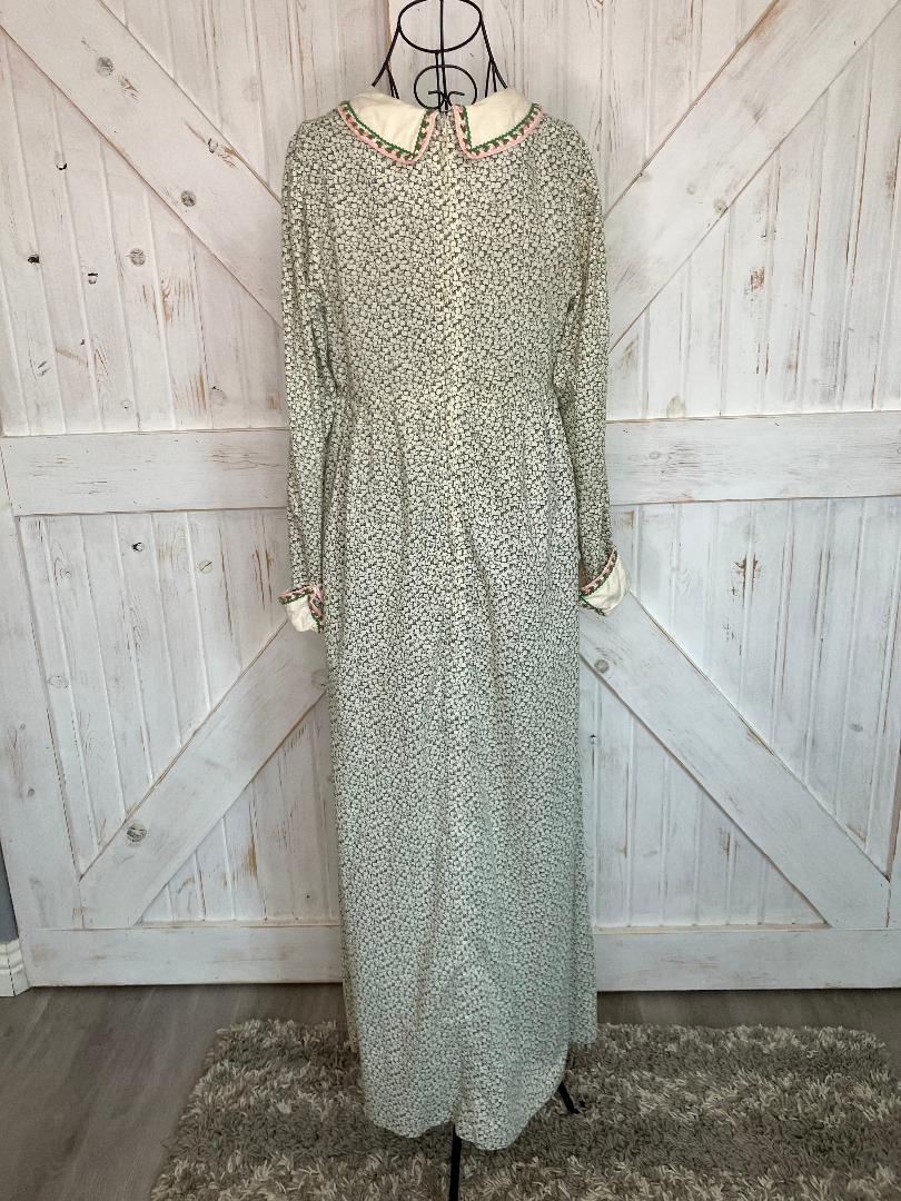 70's Vintage Gunne Sax Black Label Green Apples Novelty Print Prairie Renaissance Maxi Dress
