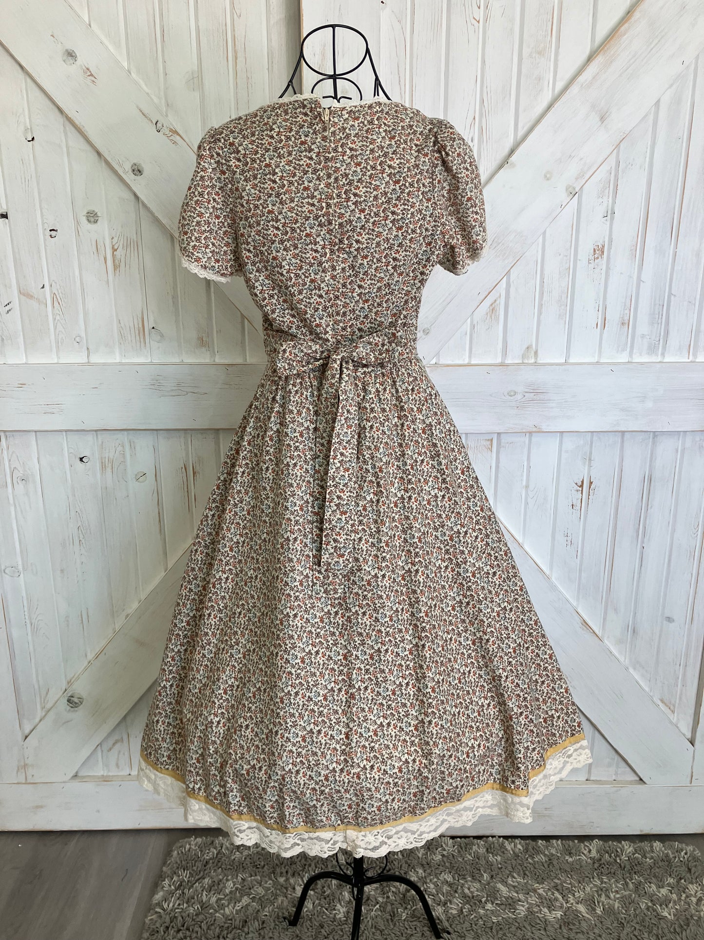 70's Vintage Candi Jones California Brown Ivory Orange Blue Calico Prairie Midi Dress