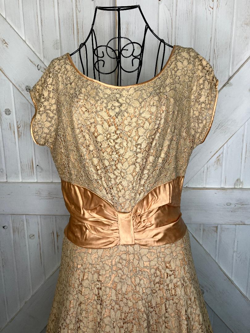 50's Vintage Gold Brown Peach Lace Cocktail Party Dapper Tea Midi Dress