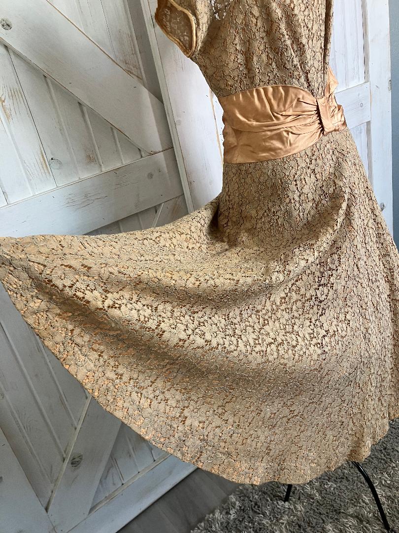 50's Vintage Gold Brown Peach Lace Cocktail Party Dapper Tea Midi Dress