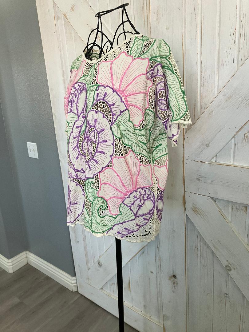 80's Vintage Hawaiian Knit Pink White Green Purple Blouse Top Shirt