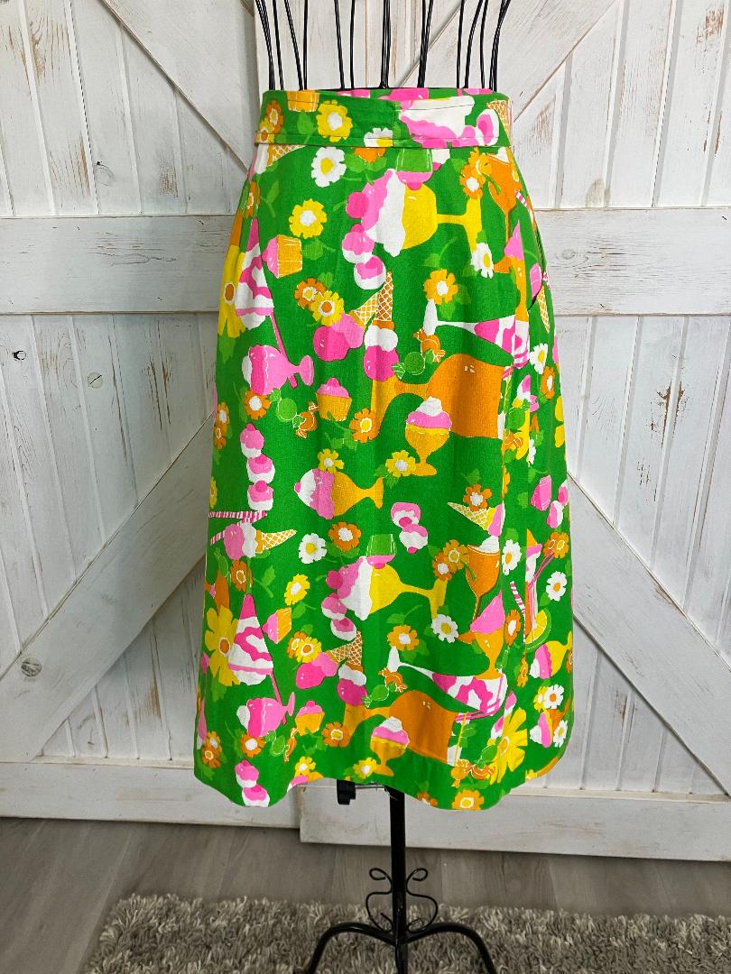70's Vintage Malia Honolulu Hawaiian Wrap Mini Midi Skirt Green Pink Ice Cream Cupcakes w/ Original Belt