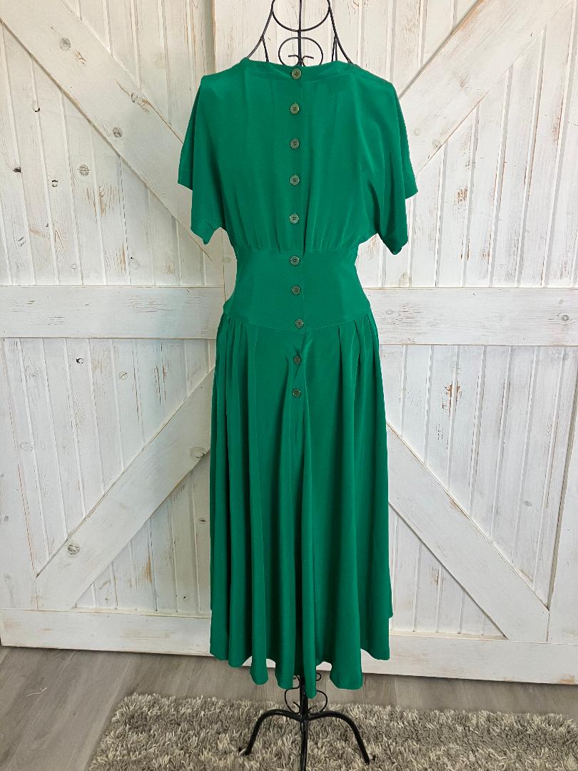 80's Vintage Ann Tjian Kenar Green Silk Swing Day Midi Dress