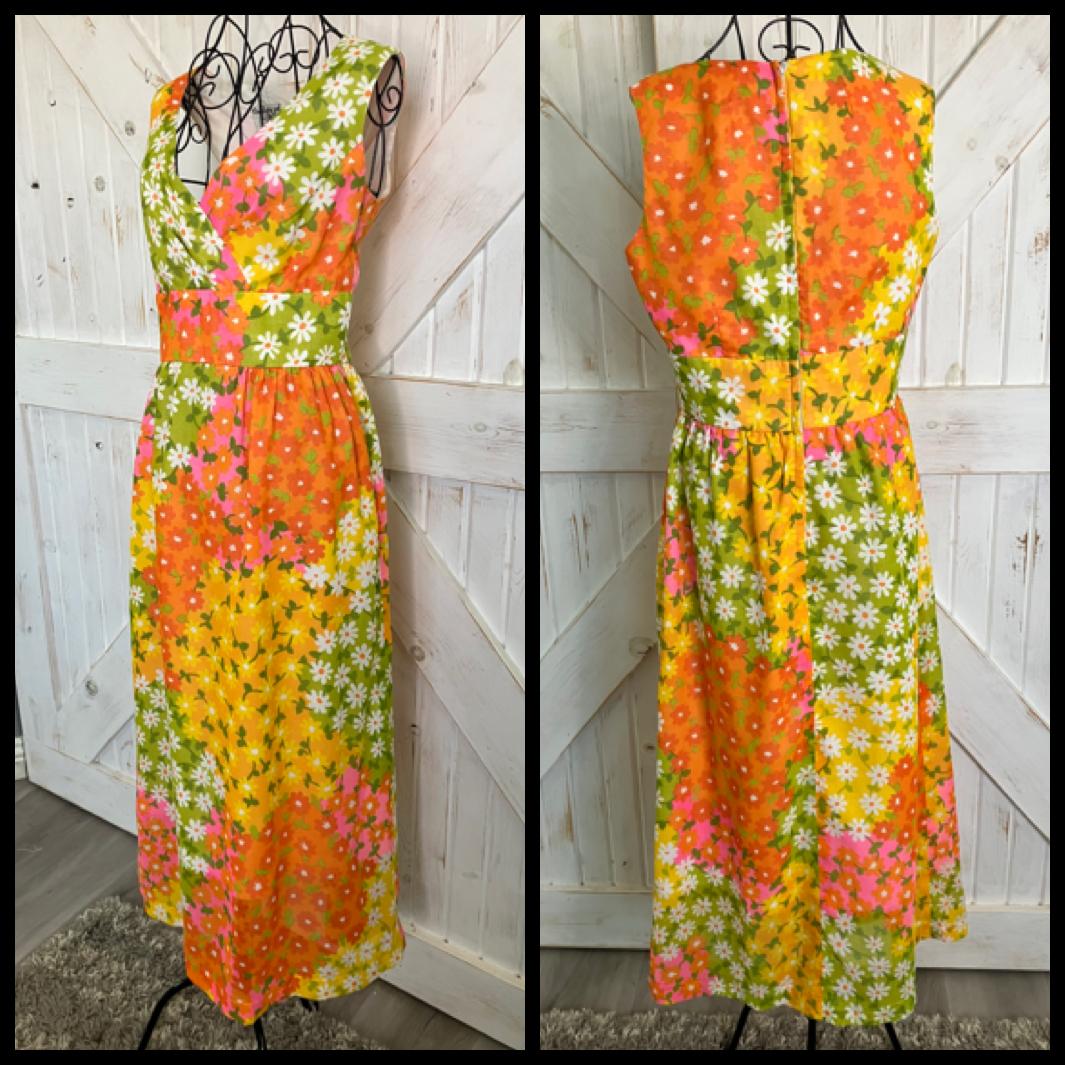 70's Vintage Daisy Pot Malia Honolulu Hawaiian Floral Green Pink Orange Yellow Midi Sundress Dress