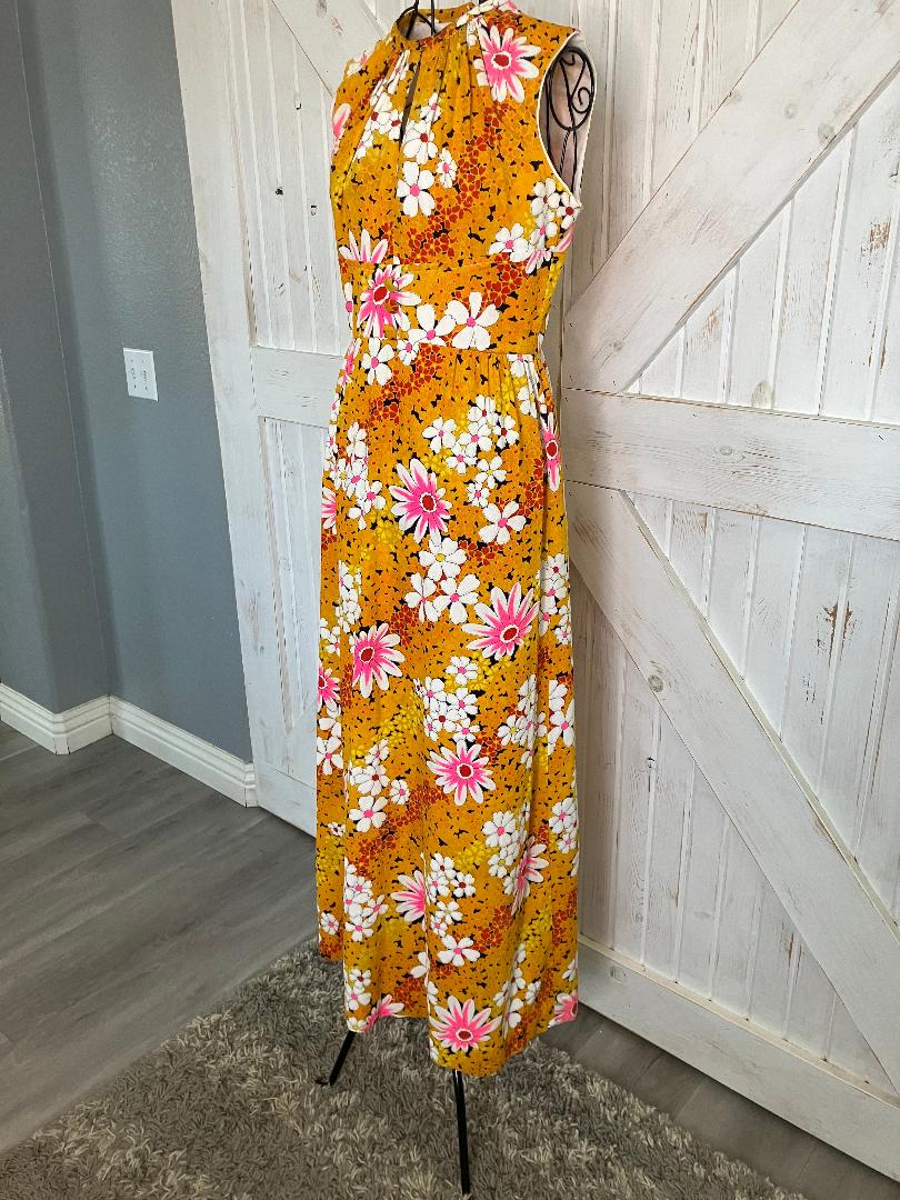 70's Vintage Lee Stevens Miami Orange White Daisy Blossom Hawaiian Hostess Maxi Dress