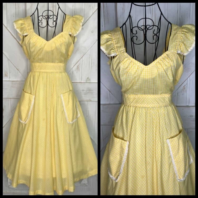 70's Vintage Young Edwardian Arpeja Yellow White Gingham Babydoll Dolly Pinafore Prairie Mini Dress