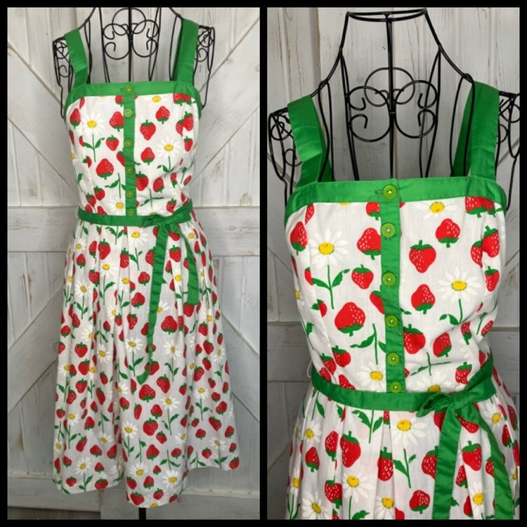 80's Vintage Jenni Strawberry Daisy Novelty Print Day Mini Midi Dress Sundress