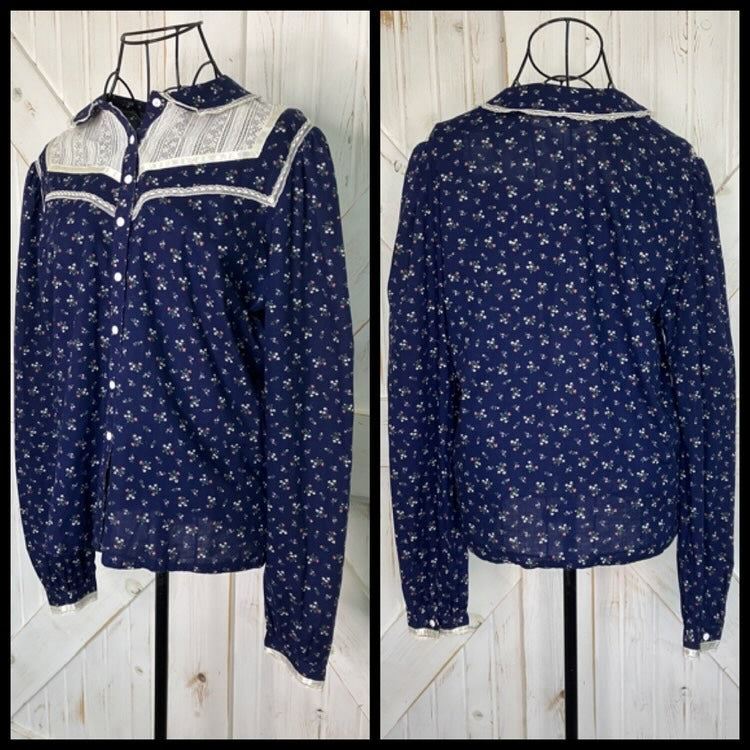 70's Vintage Gunne Sax Blue Red Green Calico White Lace Prairie Blouse Top 13