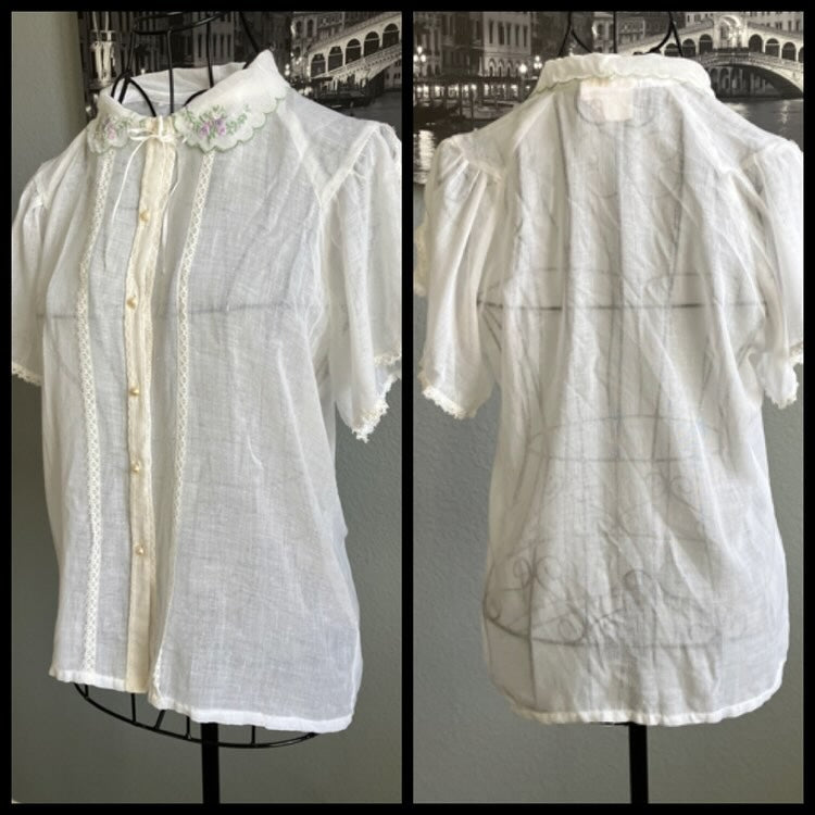 70's Vintage Gunne Sax Jessica's Gunnies White Pruple Pink Green Embroidery Prairie Blouse