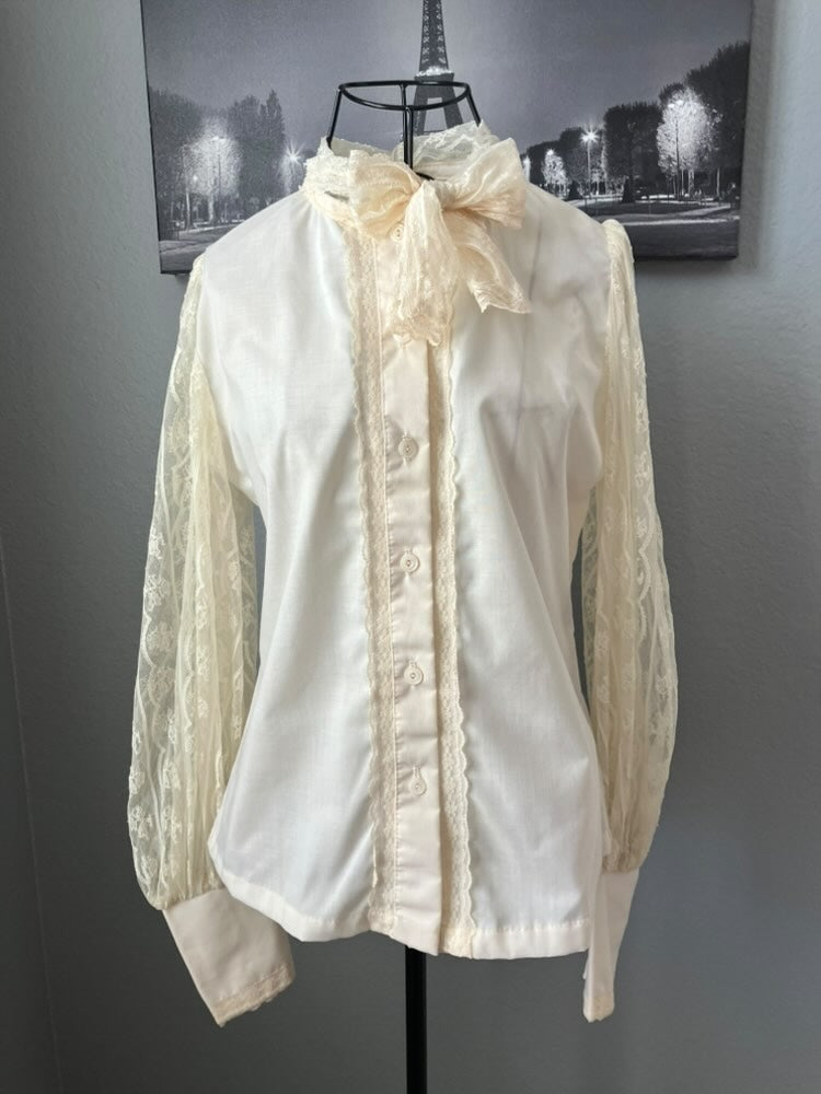 70's Vintage Gunne Sax Jessica's Gunnies Ivory White Lace Pussybow Prairie Classic Blouse Top