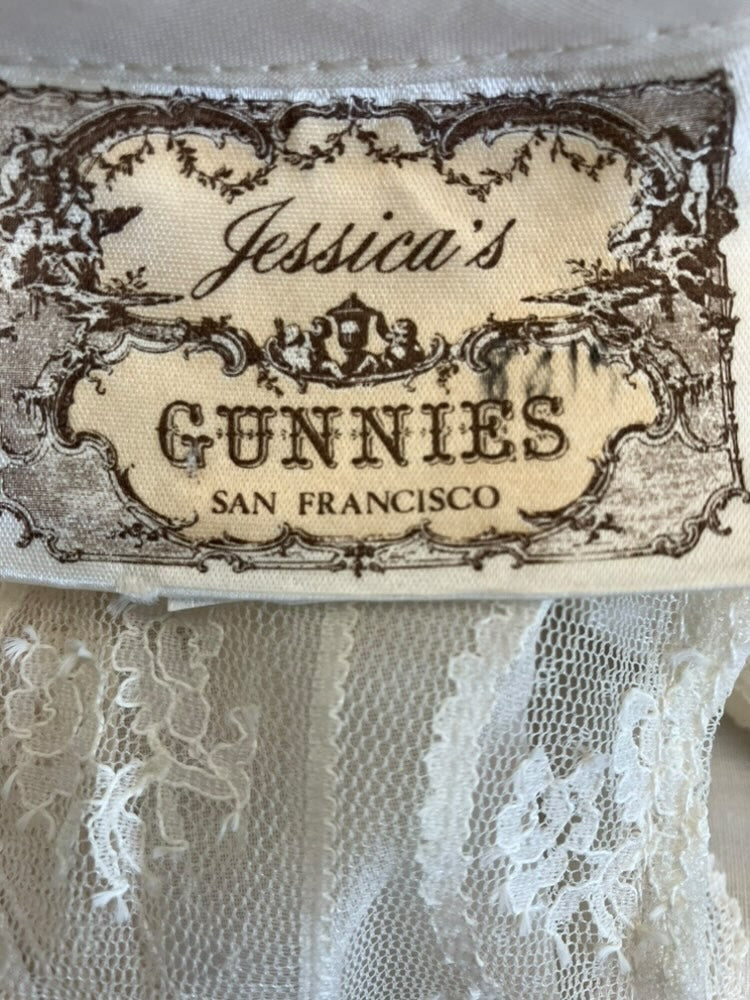 70's Vintage Gunne Sax Jessica's Gunnies Ivory White Lace Pussybow Prairie Classic Blouse Top