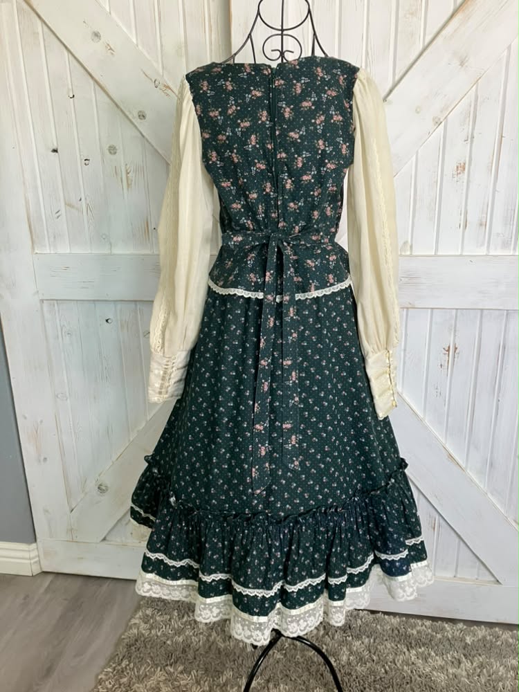 70's Vintage Gunne Sax Jessica's Gunnies Green Calico Velvet Peplum Corset Blouse Top + Prairie Midi Skirt Set 9 *UPCYCLED TOP