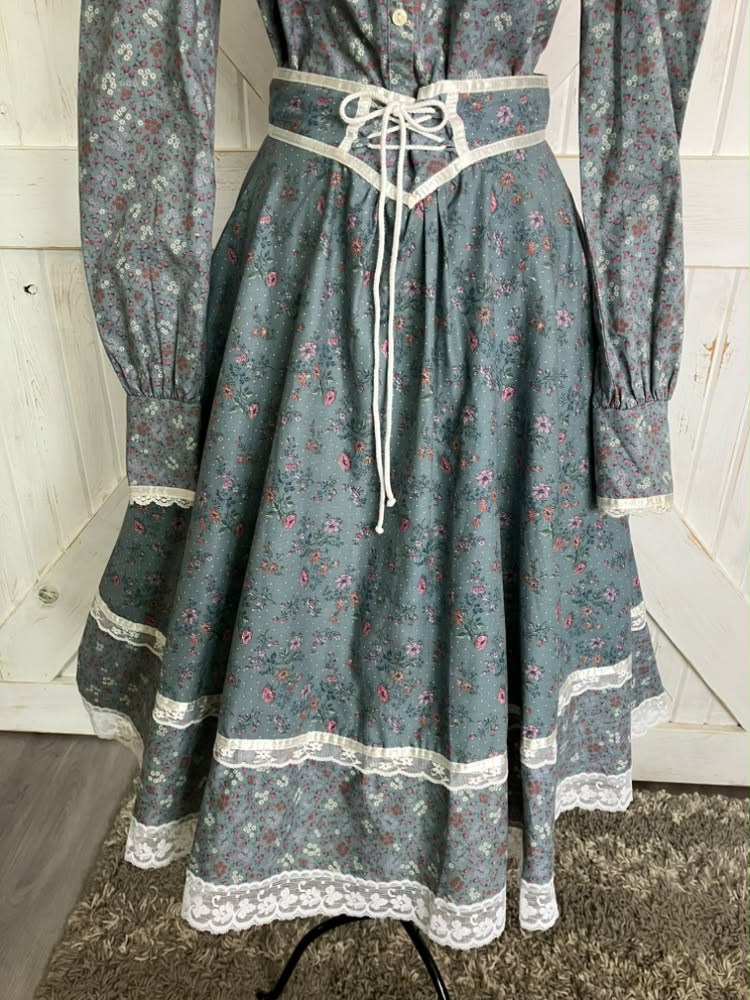 70's Vintage Gunne Sax Jessica's Gunnies Gray Purple White Pink Calico Blouse Top + Prairie Midi Skirt Set