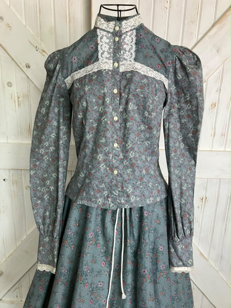 70's Vintage Gunne Sax Jessica's Gunnies Gray Purple White Pink Calico Blouse Top + Prairie Midi Skirt Set