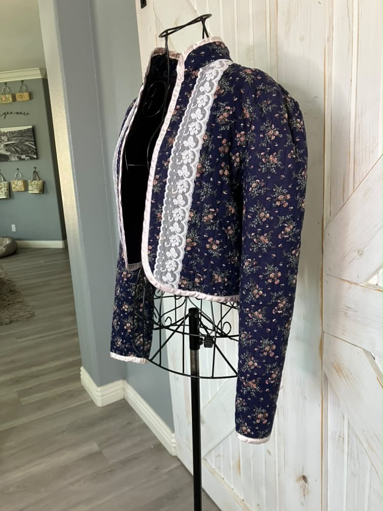70's Vintage Gunne Sax Jessica's Gunnies Blue Pink White Calico Quilted Crop Bolero Jacket