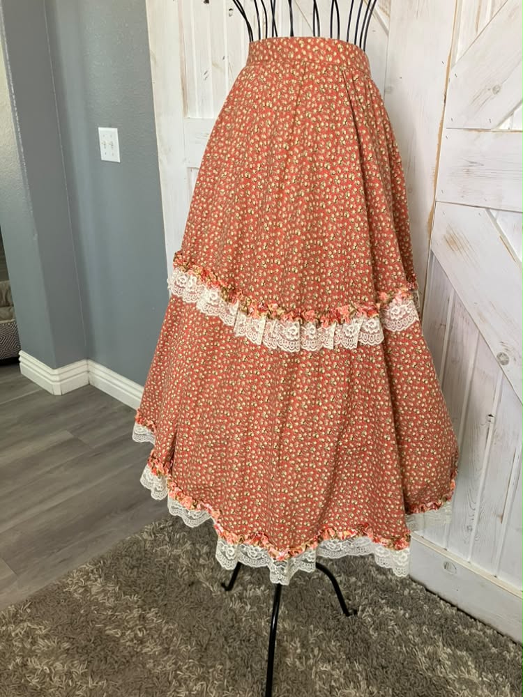 70's Vintage Homespun Co Ltd Homespinners Gunne Sax STYLE Peach Yellow Calico Prairie Midi Skirt 13