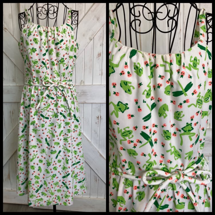 70's Vintage The Vested Gentress Frog Ladybug Novelty Print White Green Midi Sundress Dress + Original Belt