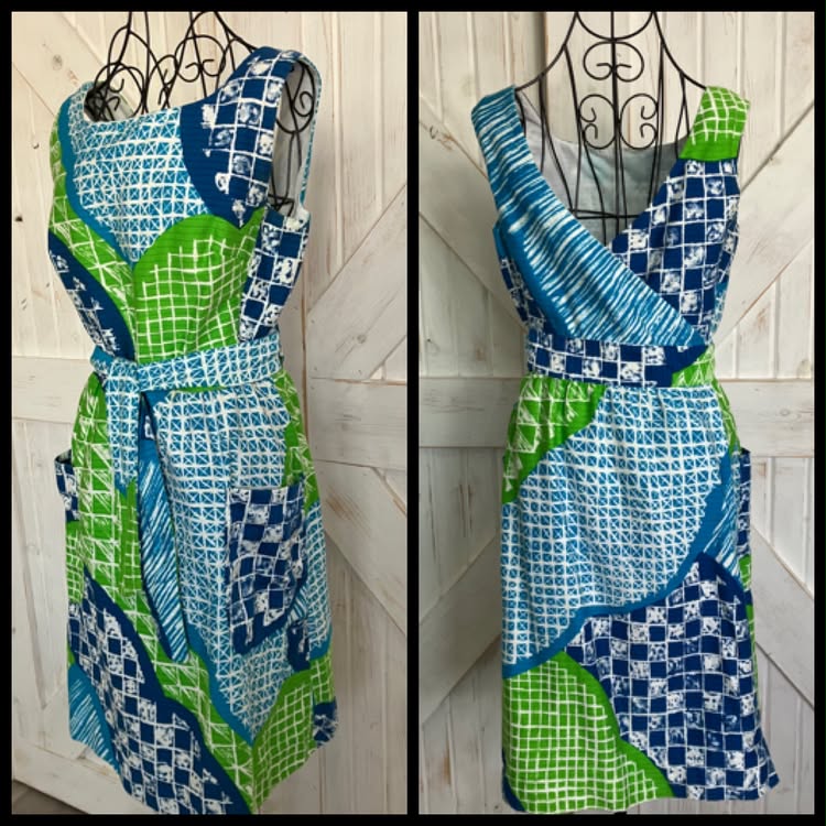 70's Vintage Malia Honolulu Hawaiian Blue Green Batiki Tiki Wrap Sundress Mini Dress