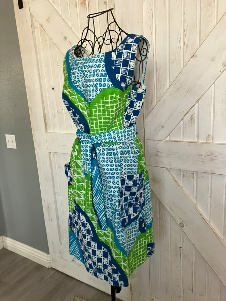70's Vintage Malia Honolulu Hawaiian Blue Green Batiki Tiki Wrap Sundress Mini Dress