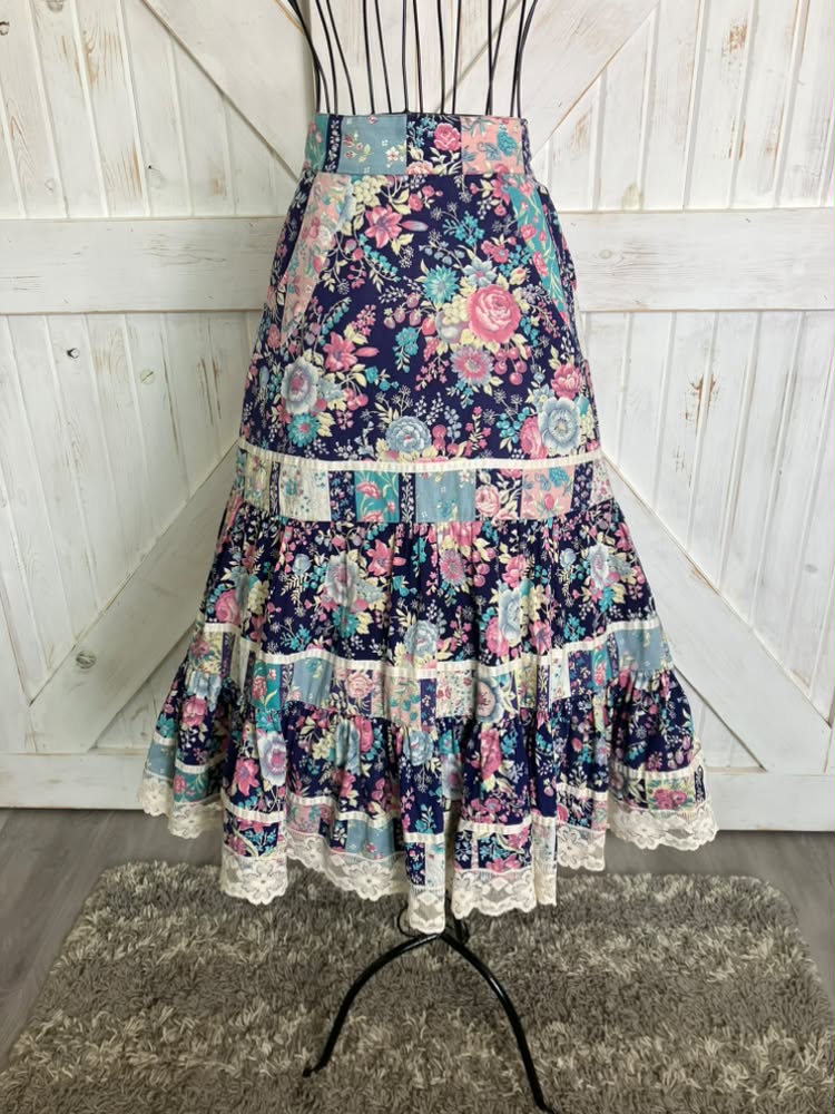 70's Vintage Blue Pink Fruit Berry Cherries Rose Calico Floral Gunne Sax STYLE Prairie Midi Skirt