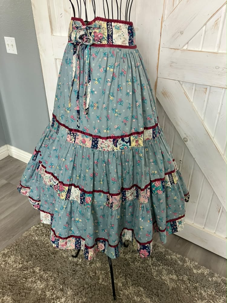 70's Vintage Gunne Sax Jessica's Gunnies Blue Red Pink Fruit Bird Print Prairie Midi Skirt
