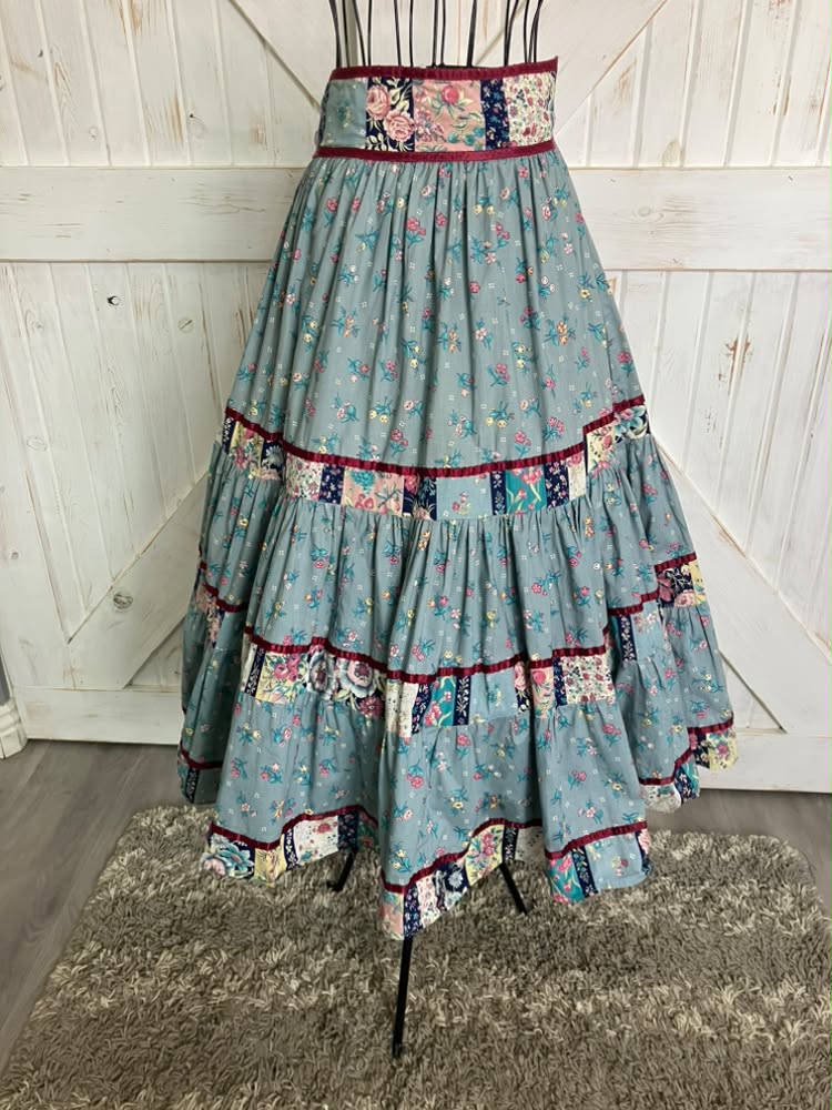 70's Vintage Gunne Sax Jessica's Gunnies Blue Red Pink Fruit Bird Print Prairie Midi Skirt