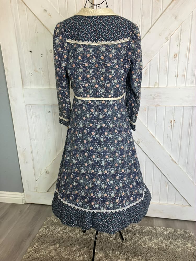 70's Vintage Gunne Sax Jessica's Gunnies Blue Bird Print Calico Prairie Midi Set + Quilted Jacket Set 13