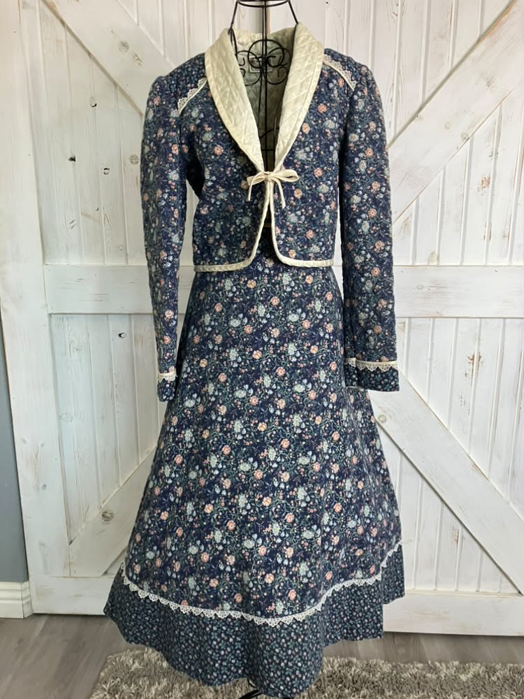 70's Vintage Gunne Sax Jessica's Gunnies Blue Bird Print Calico Prairie Midi Set + Quilted Jacket Set 13