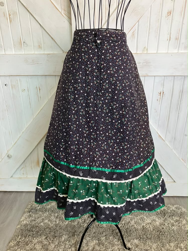 70's Vintage Gunne Sax Jessica's Gunnies Black Green Calico Apron Front Prairie Midi Skirt *FLAWS