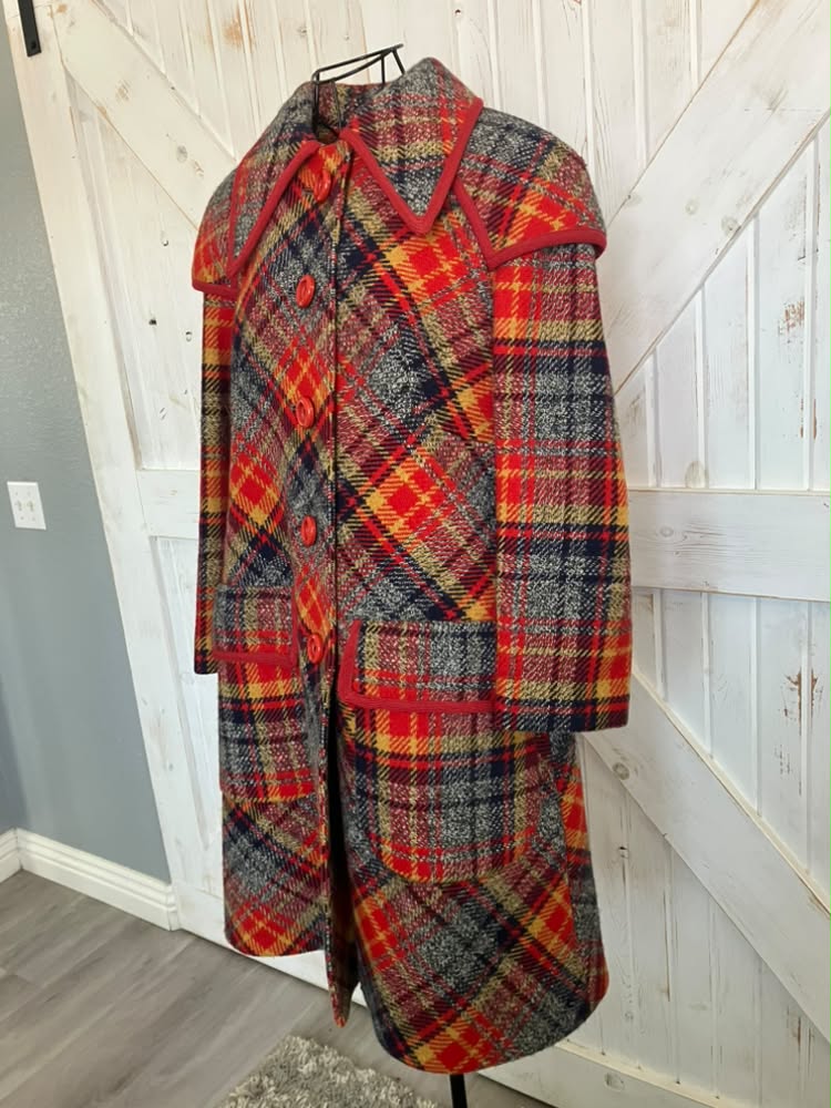 70's Vintage The 1300 Collection Holt Renfrew Penny Lane Mod Go Go Red Gray Yellow Plaid Wool Pea Coat Jacket