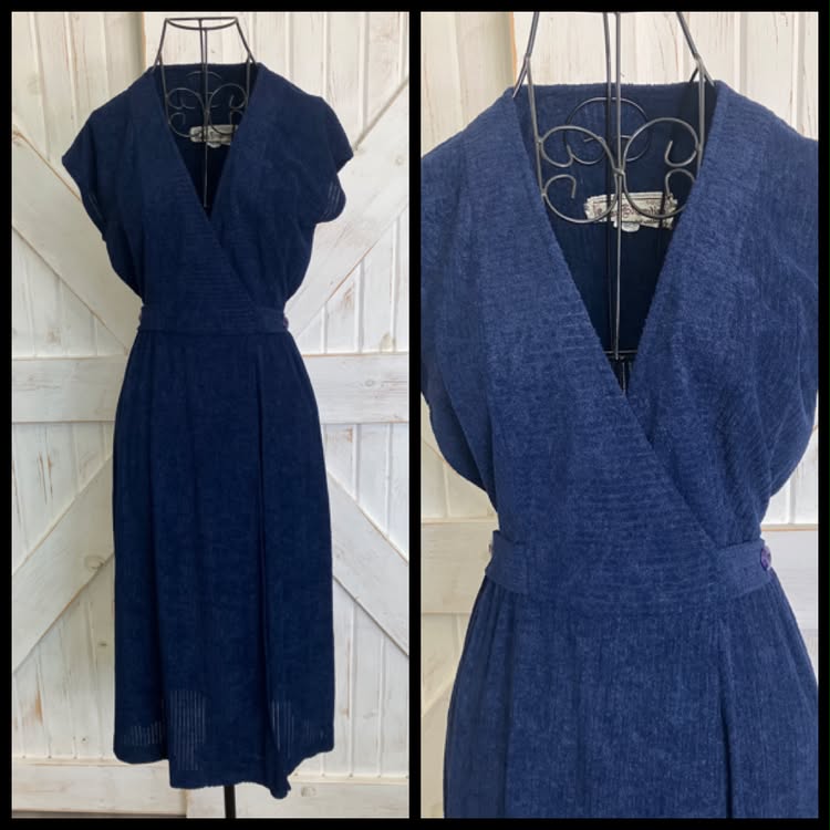 70's Vintage Young Edwardian Arpeja Blue Poly Knit Wrap Midi Dress