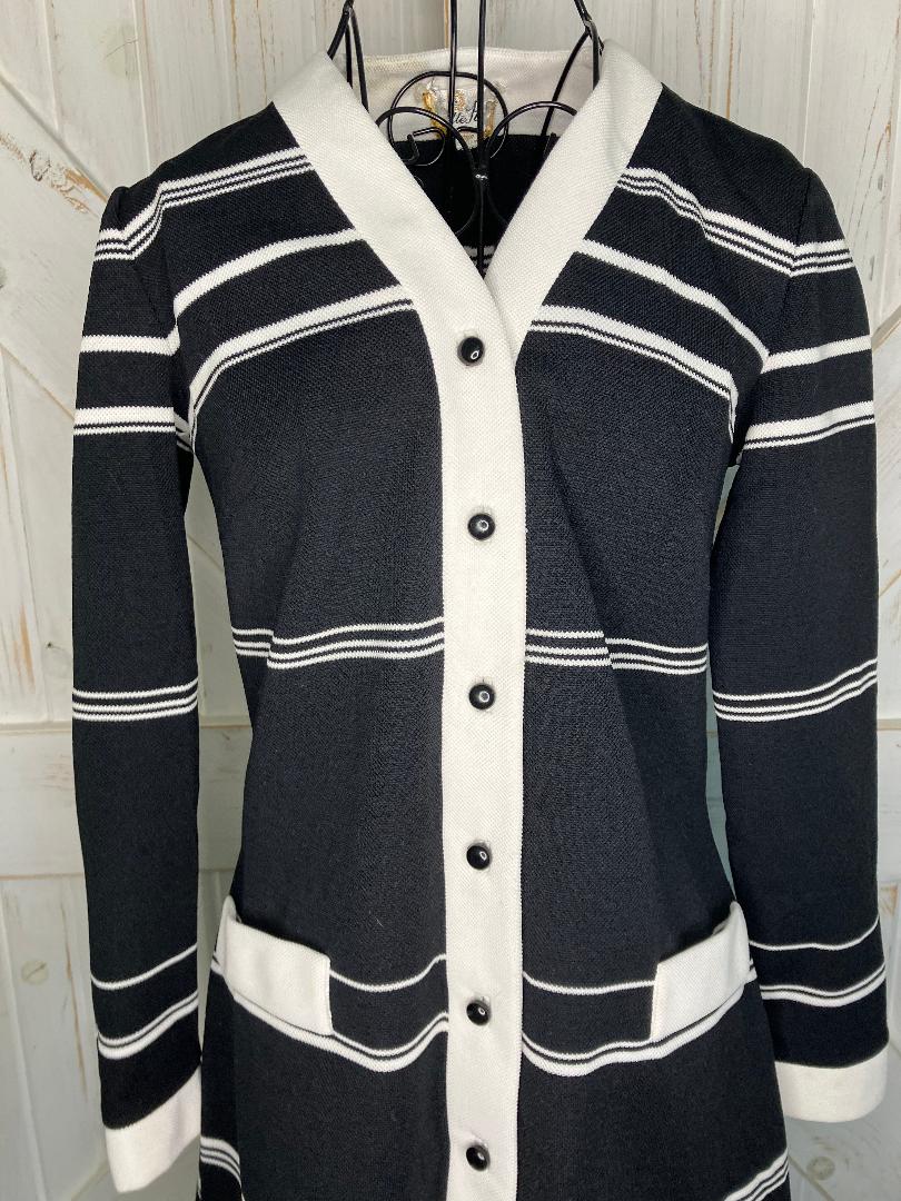 60's Vintage Butte Knit Black White Stripe Jackie Mod Go Go Twiggy Mini Dress