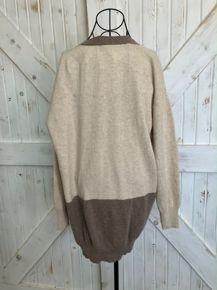90's Vintage Iceberg History Italy x Disney Fox and Hound Blood Basset Dog Brown Wool Angora Cardigan Knit Sweater