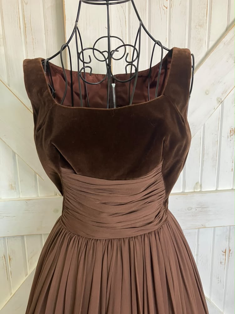 50's Vintage Brown Velvet Chiffon Cocktail Old Hollywood Party Mini Dress *FLAWS