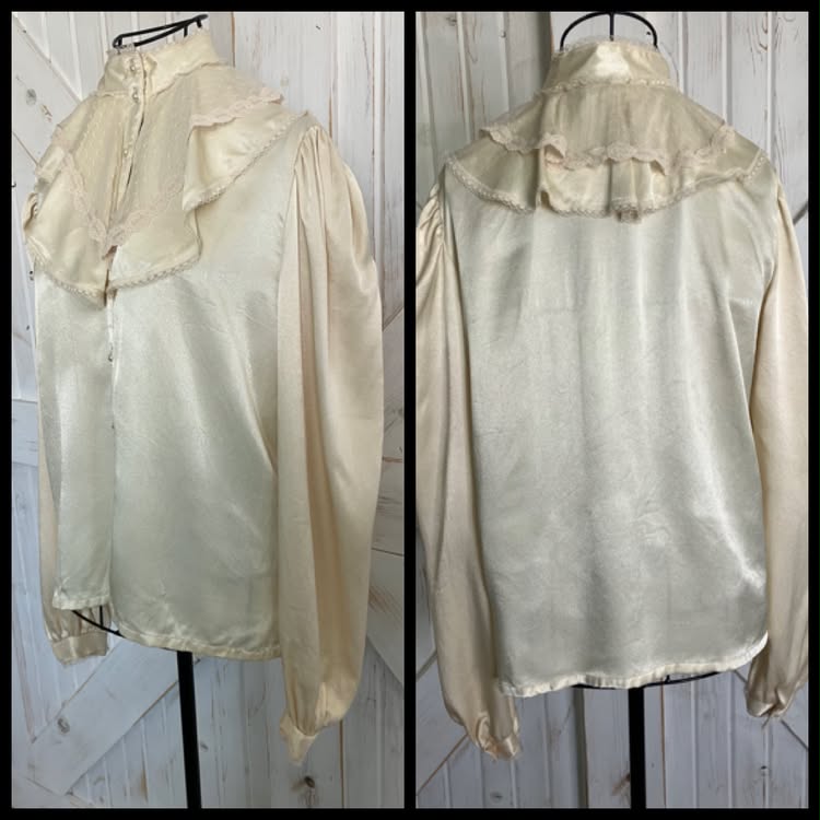 70's Vintage Gunne Sax Jessica's Gunnies Ivory Satin Lace Ruffle Victorian Edwardian Prairie Blouse Top Shirt 9