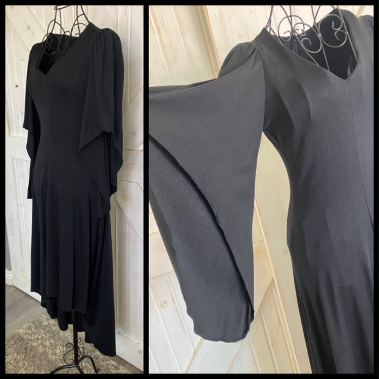 70's Vintage Young Innocent Edwardian Arpeja Angel Bell Sleeve Witchy Woman Disco Maxi Dress