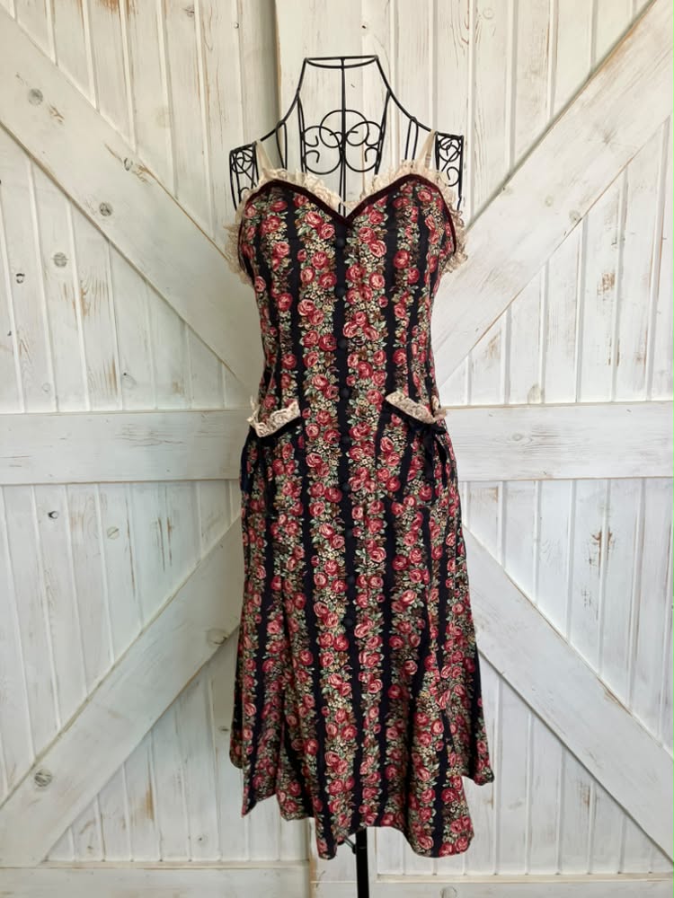 70's Vintage Climax by David Howard Black Red Cabbage Rose Calico Sweetheart Prairie Mini Dress