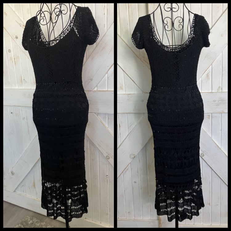 90's Vintage Cache Little Black Knit Crochet Bodycon Sheath Midi Cocktail Party Dress