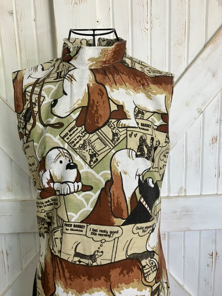 80's Vintage Handmade Fred the Basset Hound Dog Novelty Print Mini Dress