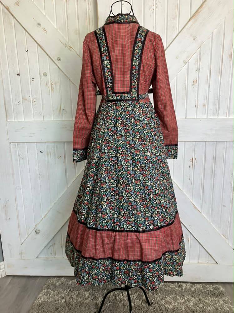 70's Vintage Gunne Sax Red Green Black Rainbow Calico Plaid Side Ties Prairie Midi Dress 13 *FLAW