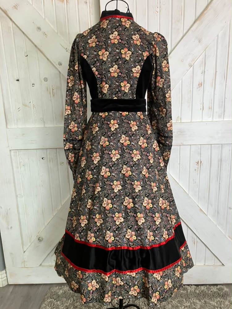 70's Vintage Gunne Sax Black Velvet Red Gold Green Calico Russian Doll Prairie Midi Dress + Original Belt 9
