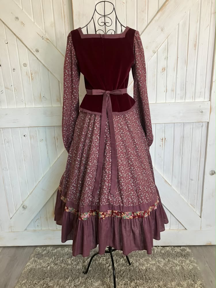 70's Vintage Gunne Sax Red Velvet Peplum Red Calico White Swiss Polka Dot Prairie Midi Dress 11