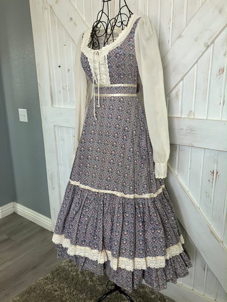 70's Vintage Gunne Sax Purple Pink Green Tulip Calico William Morris Corset Prairie Midi Dress
