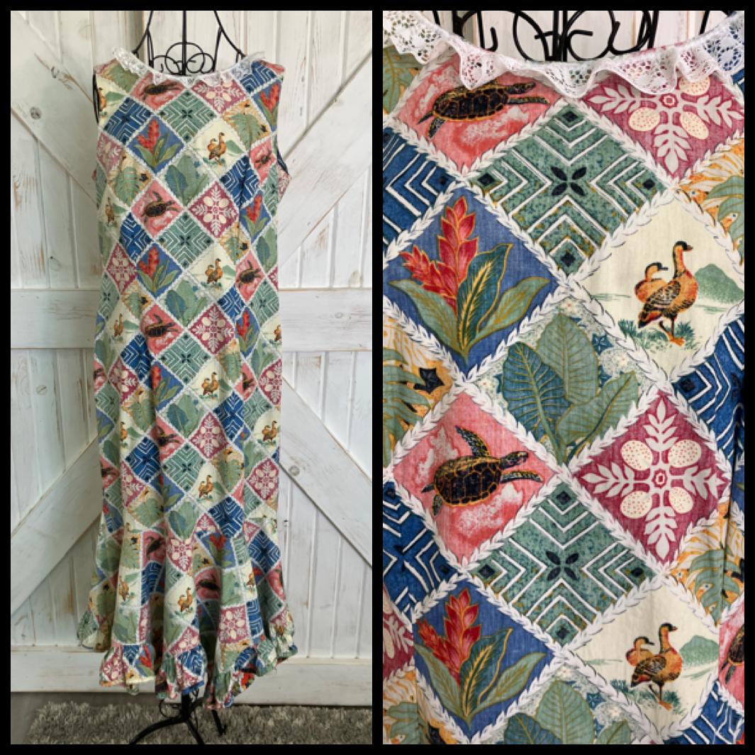 90's Vintage Hilo Hattie Patchwork Novelty Print Blue Green Turtles Birds Hawaiian Sundress Dress