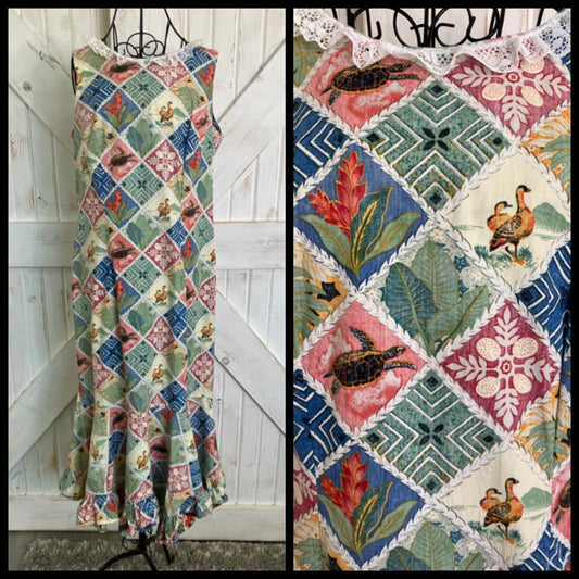 90's Vintage Hilo Hattie Patchwork Novelty Print Blue Green Turtles Birds Hawaiian Sundress Dress