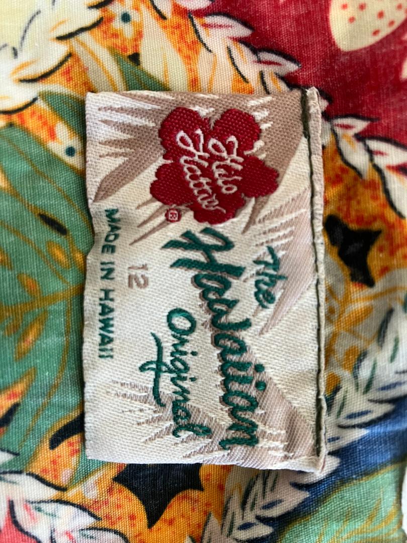 90's Vintage Hilo Hattie Patchwork Novelty Print Blue Green Turtles Birds Hawaiian Sundress Dress