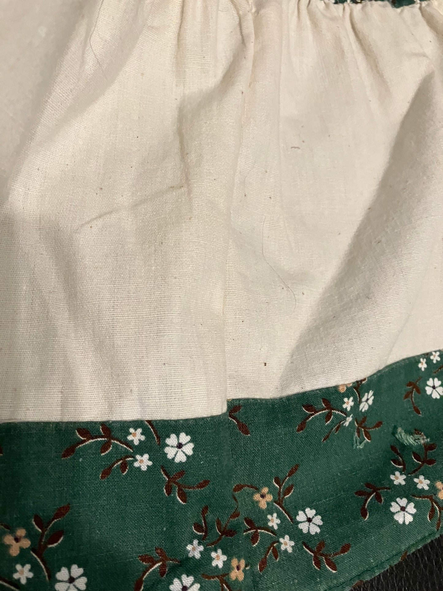 70's Vintage Gunne Sax Jessica's Gunnies White Green Gold Calico Prairie Midi Skirt