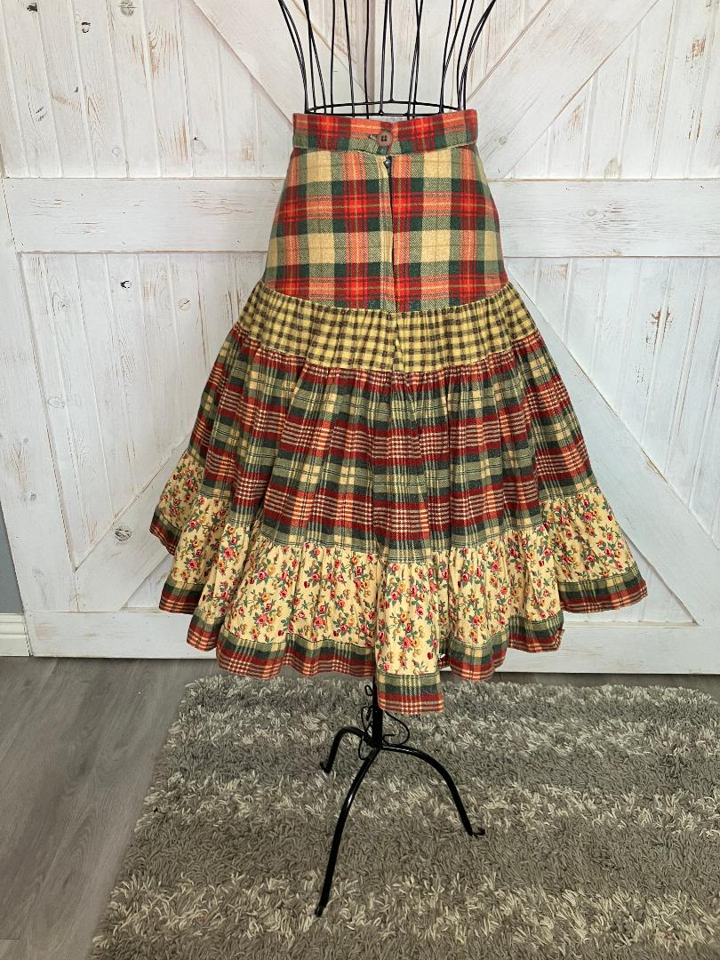 70's Vintage Mongomery Ward Gunne Sax STYLE Plaid Red Green Yellow Beige Rose Calico Prairie Midi Skirt