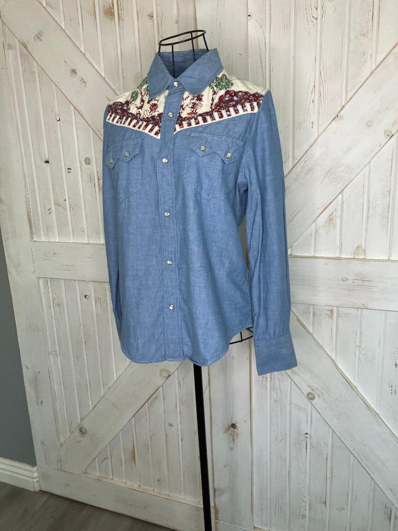 Y2K Vintage Beams Boy Japan x Walt Disney Chambray Denim Western Patchwork Mickey Minnie Mouse Pearl Snap Blouse Top